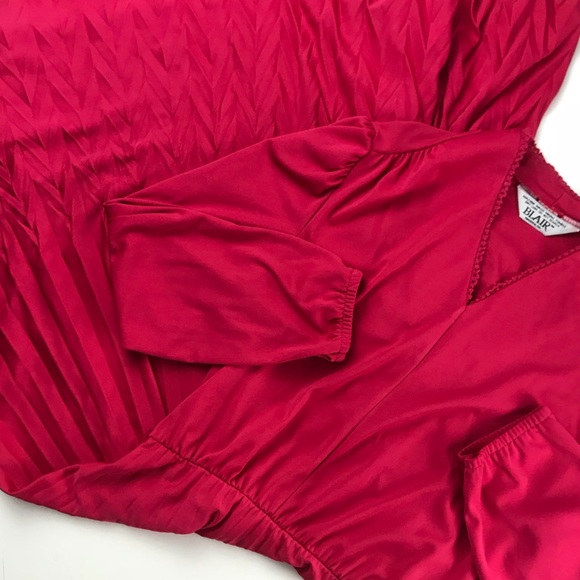 🚨SALE🚨Vintage 70’s Accordion Pleat Maxi Dress - Picture 2 of 7